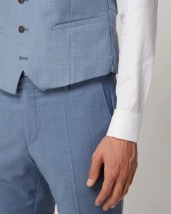 Brandneu ? CG - Club Of Gents Weste Aus Reiner Schurwolle - YOUR OWN PARTY By CG – CLUB Of GENTS - Hellblau ? -CG – CLUB of GENTS shop 9l9k8d2gah9j6jqm8h748hqk6p0lagq79l95cdq9690jggph8grj8j1p6gs3ci2a9crk8e29612l0d2h753m4oph60p3aohmchj62d1k6ssjeohg60o3ce9pclij4eb561h3coo